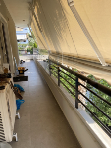 τοποθέτηση plexiglass σε κάθε τύπο μπαλκονιού